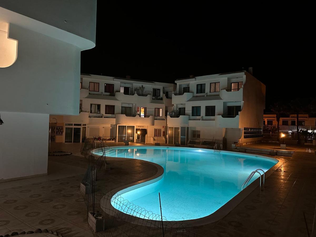 Ocean Sunrise Apartment Costa De Antigua Luaran gambar